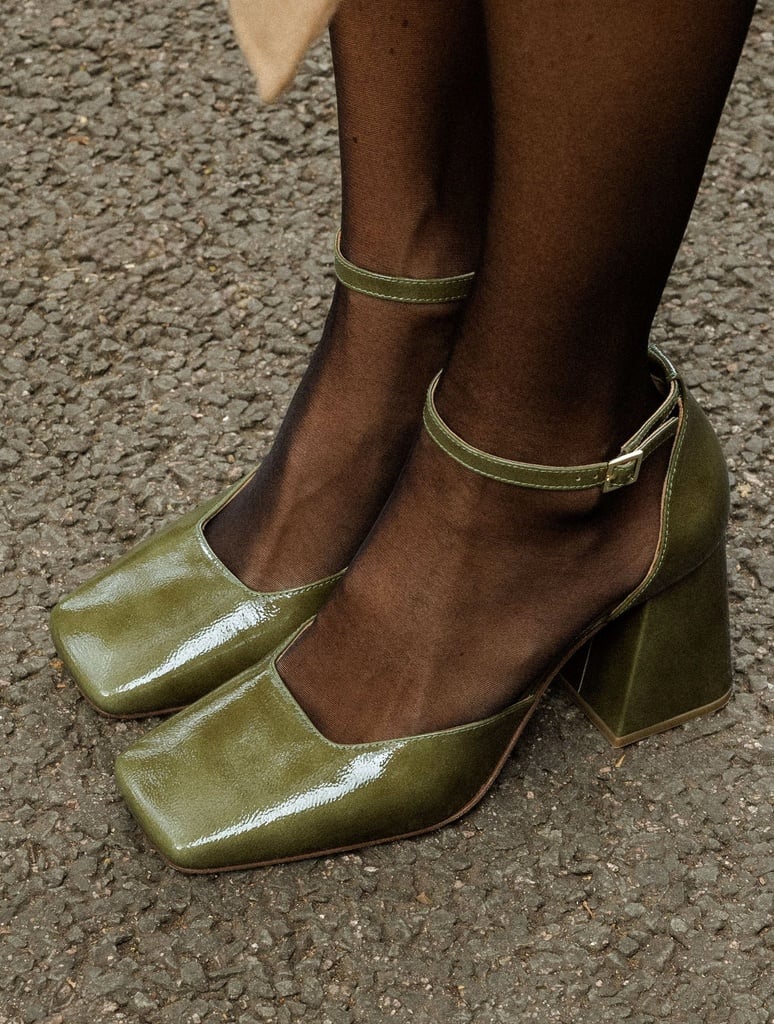 Pumps & Mary Janes : Sybil - Olive Gloss
